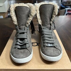 UGG sneaker boot